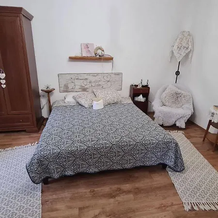 Tisza-tavi Menedek Διαμέρισμα *