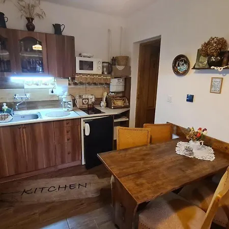 Tisza-tavi Menedek * Poroszló