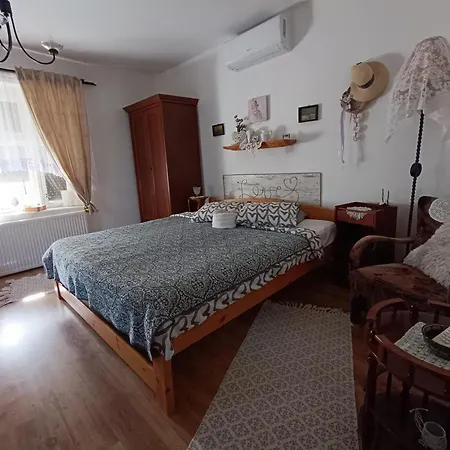 Tisza-tavi Menedek